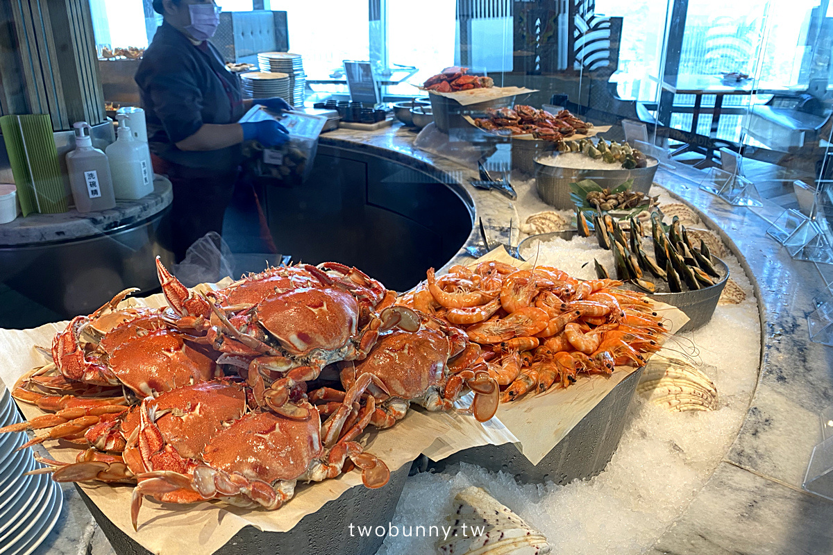 台北吃到飽》饗饗 INPARADISE～食材高檔、餐點精緻，激推鐵板料理!! 台北最高無敵夜景自助百匯餐廳推薦｜信義微風 46 樓 @兔兒毛毛姊妹花