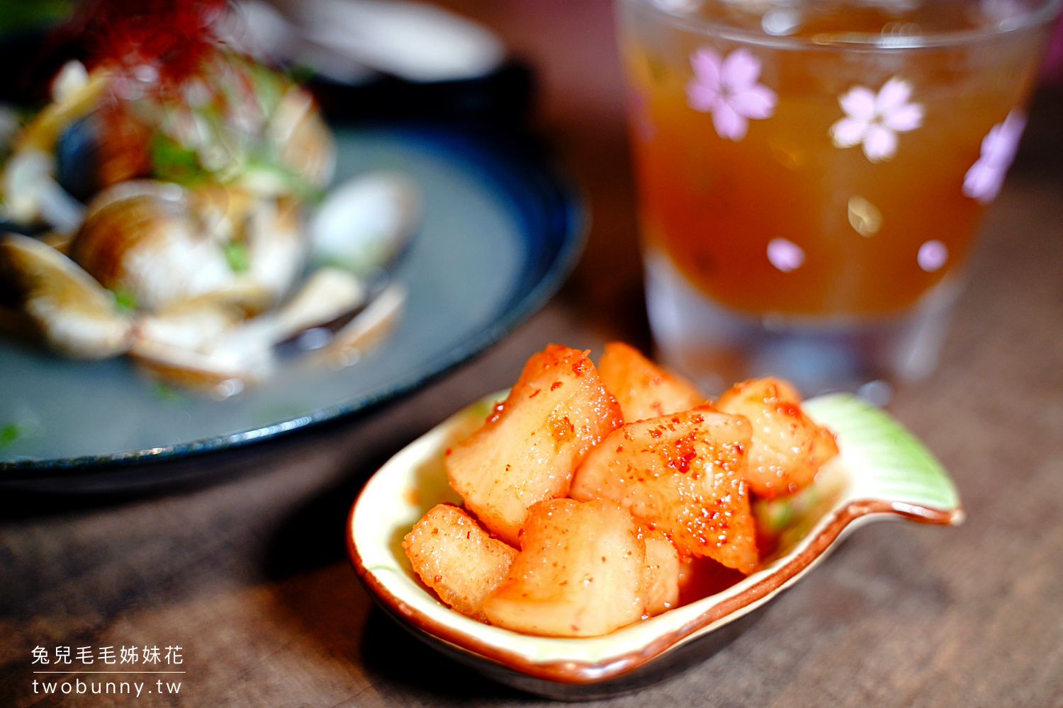 新北板橋美食》炭吉郎居酒屋～4.9顆星超高評價居酒屋，超厲害炭火串燒料理，捷運板新站轉彎就到 @兔兒毛毛姊妹花