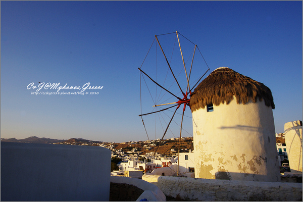 [2010 Greece] 。第六章。 卡特．米利風車 (Windmills of Kato Milli) 的晨與昏 @兔兒毛毛姊妹花