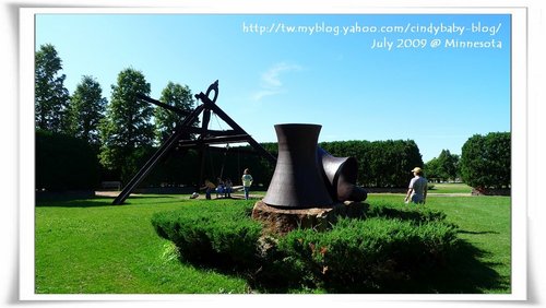 [2009 Monnesota] 湯匙與櫻桃~Minneapolis Sculpture Garden @兔兒毛毛姊妹花