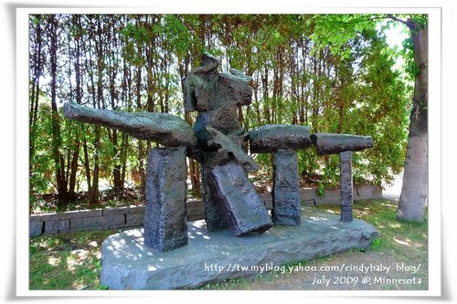 [2009 Monnesota] 湯匙與櫻桃~Minneapolis Sculpture Garden @兔兒毛毛姊妹花