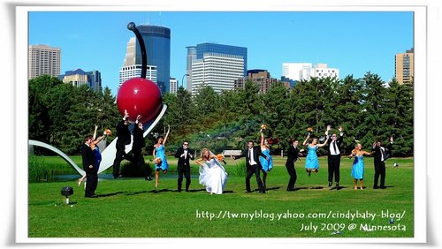 [2009 Minnesota] Sculpture Garden 的花花世界 @兔兒毛毛姊妹花