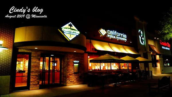 [EAT@Minnesota] California Pizza Kitchen @兔兒毛毛姊妹花
