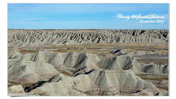 [2009 South Dakota] 感恩狂飆之旅(一)~異星。惡地 @兔兒毛毛姊妹花