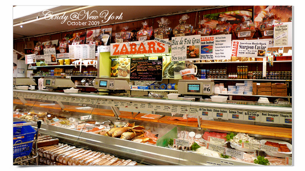 [2009 NewYork] Got Mail in New York~Cafe Lalo, Zabar&#8217;s, Gray&#8217;s Papaya @兔兒毛毛姊妹花