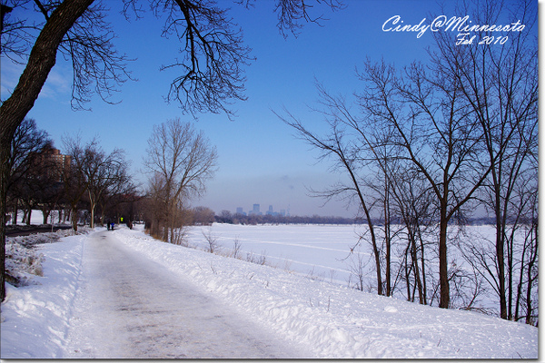 [2010 Minnesota] Lake Calhoun 湖上漫步 @兔兒毛毛姊妹花